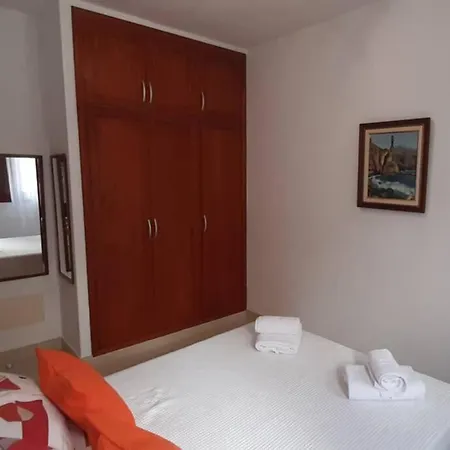 Nudos, Acogedor Apartamento Con Patio Privado. Appartamento *